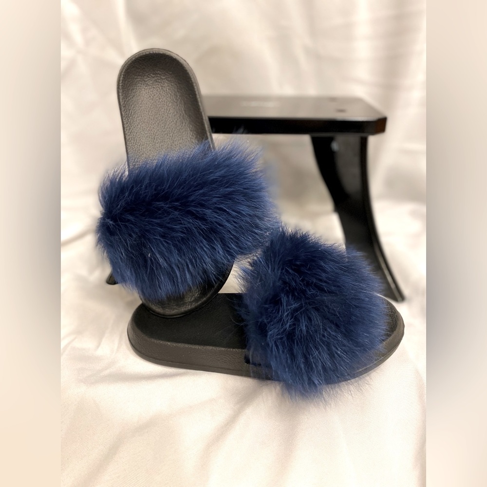 Faux Fur Blue Slippers